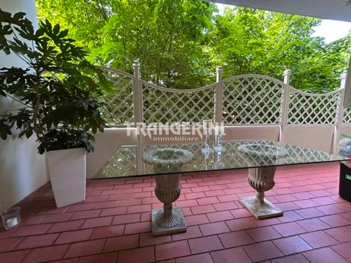 Appartamento con 6 locali in vendita in Via Calzabigi, Calzabigi, Livorno