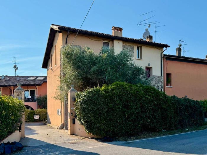 Appartamento trilocale in vendita in Via Porte Rosse, Entroterra, Desenzano del Garda