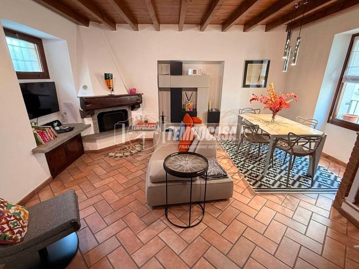 Appartamento trilocale in vendita in Via Mognano, Sagnino, Como