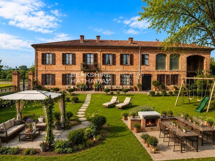 Casa con 5 locali in vendita in Regione Fornace, Roatto
