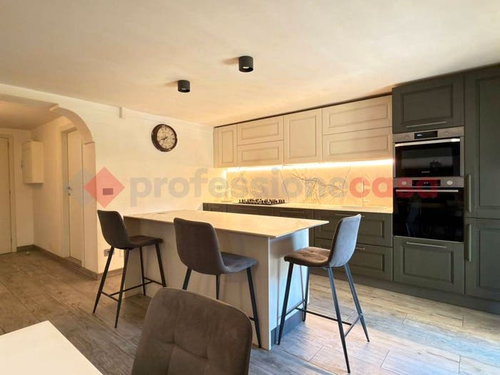 Casa con 6 locali in vendita in CAPOLONA Via Piave, Centro, Capolona