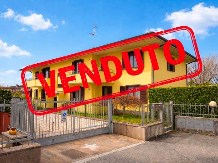 Appartamento quadrilocale in vendita in Via Redipuglia, Centro, Bonate Sopra