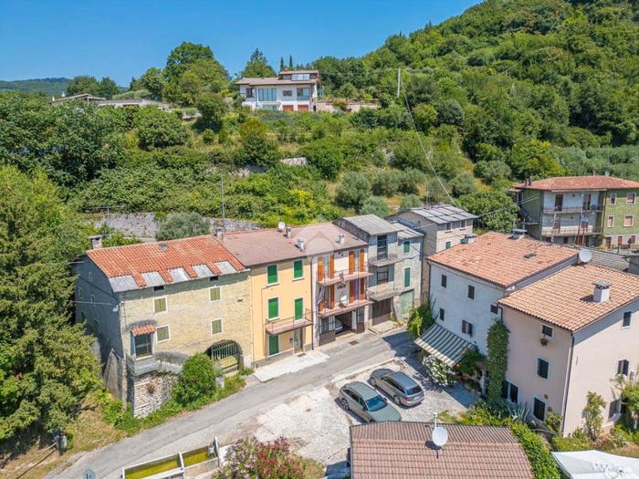 Casa con 6 locali in vendita in Via Strada Nuova, Arbizzanosanta Maria, Negrar di Valpolicella