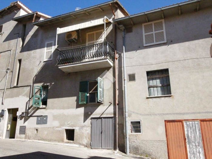 Appartamento bilocale in vendita in Via Piave, Centro, Canino