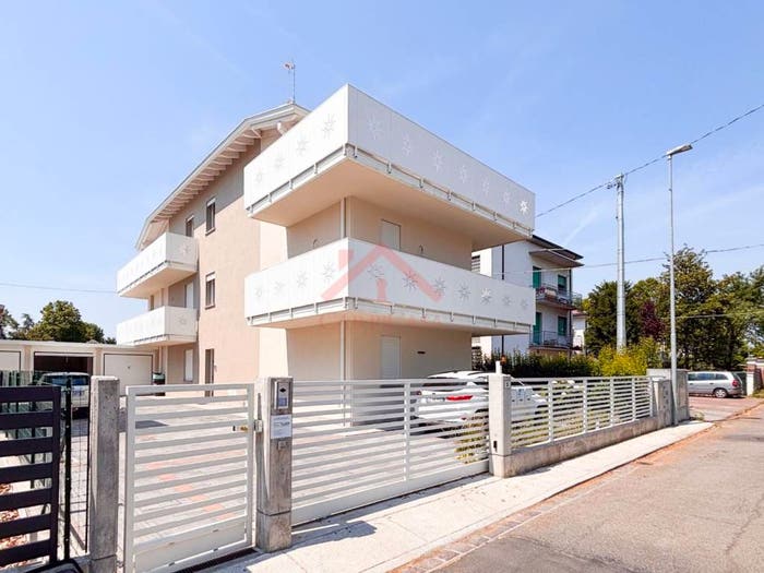 Casa quadrilocale in vendita in Quartirolo Meloni, Carpi