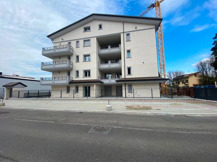 Appartamento trilocale in vendita in Via Pietro Mascagni, Cesano Maderno