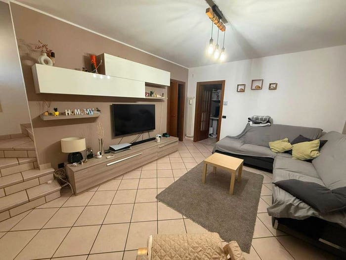 Casa con 5 locali in vendita in Via Gioacchino Rossini, Centro, Occhiobello