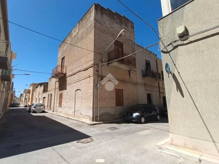 Casa con 5 locali in vendita in Via giuseppe giusti, Via Salemi Ospedale, Mazara del Vallo