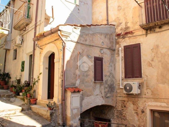 Casa con 5 locali in vendita in Via porta della fontana, Centro, Vibonati