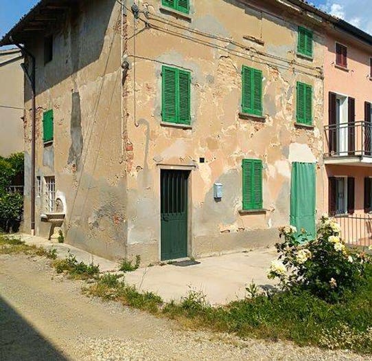 Casa con 5 locali in vendita in Frazione Casalunga, Casalunga, San Damiano al Colle