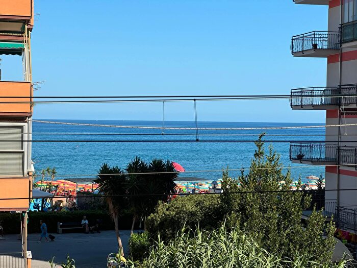 Appartamento quadrilocale in vendita in Corso Europa, Borghetto Santo Spirito