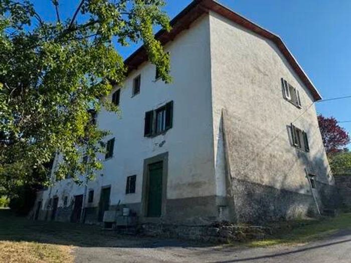 Casa con 5 locali in vendita in Via Della Torre E Tartiglia, Castel San Niccolò