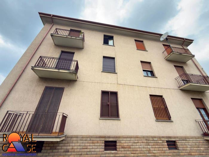 Appartamento quadrilocale in vendita in Via Frejus, Centro, Orbassano