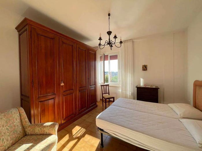 Appartamento con 5 locali in vendita in Via Giovanni Da Verrazzano, Marina di Pisa, Pisa
