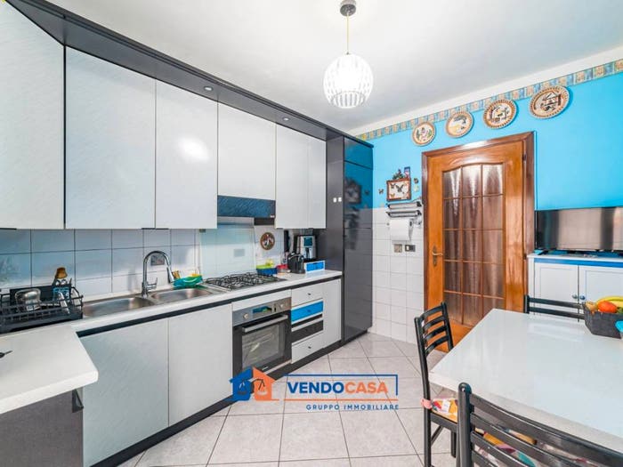 Appartamento quadrilocale in vendita in Via Alba, Villa Borgo, Santa Vittoria d'Alba