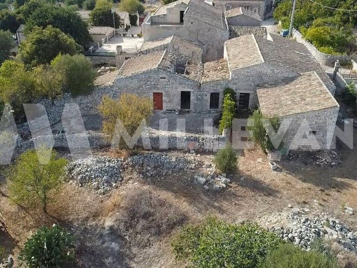 Casa quadrilocale in vendita in SP, Pirato, Modica
