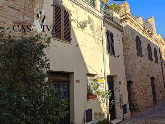 Casa con 5 locali in vendita in Via Marziale, Acquaviva Picena