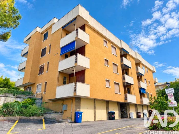 Appartamento trilocale in vendita in Via magnone, Centro, Ceriale