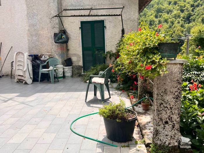 Casa con 5 locali in vendita in località Scaruggia, Centro, Varese Ligure