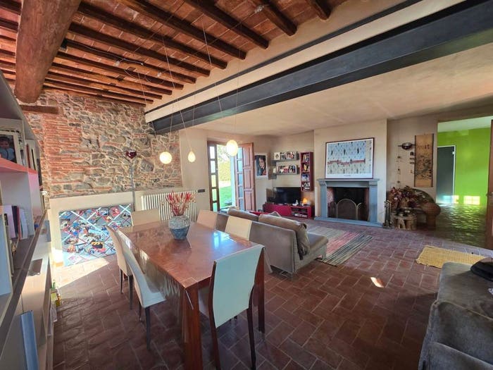 Casa con 6 locali in vendita in Via del Parco, Marlia, Capannori