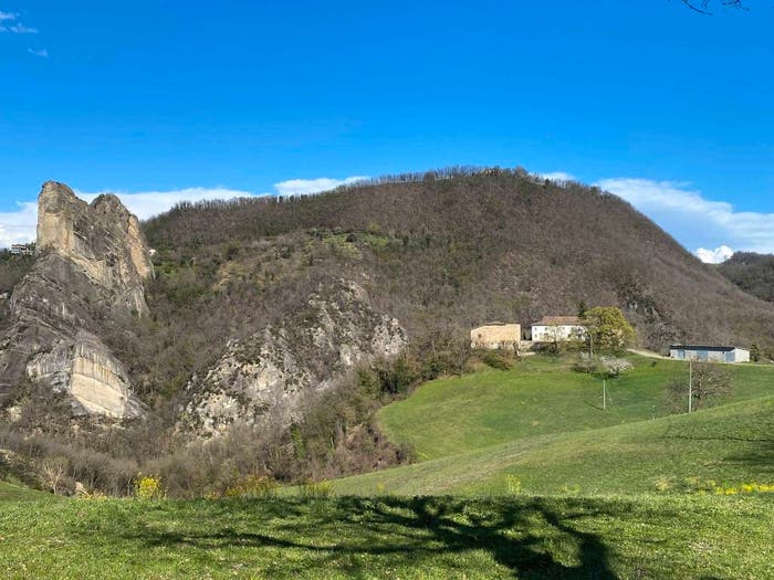Casa con 6 locali in vendita in Via Castellino, Guiglia