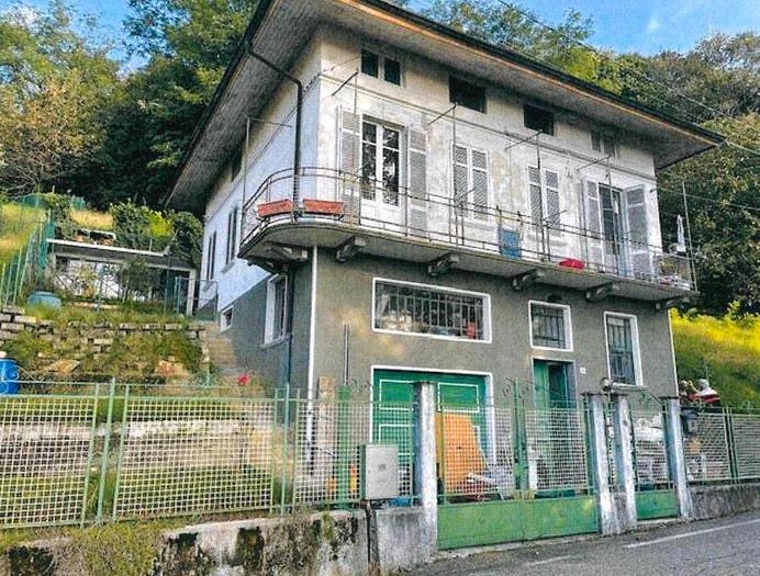 Casa trilocale in vendita in Via Xxv Aprile, Bioglio