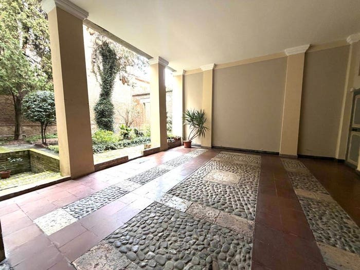 Appartamento con 6 locali in vendita in Corso Ercole I d'Este, Santo Spirito, Ferrara