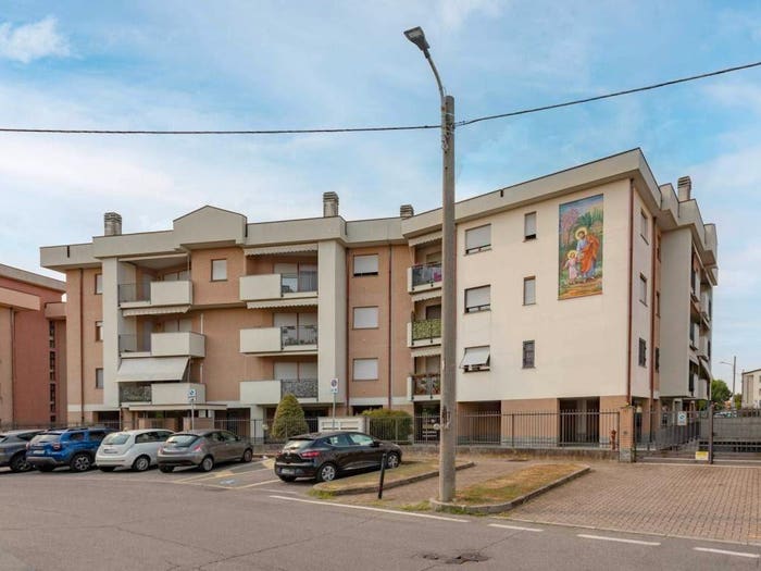 Appartamento quadrilocale in vendita in Via Santa Caterina, Taccona, Muggiò