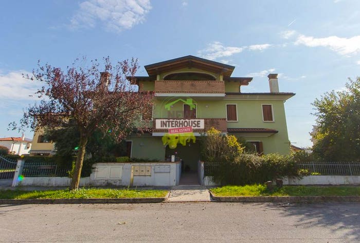Casa con 6 locali in vendita in Via del Monè, Cordenons