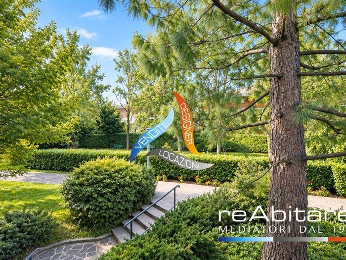 Appartamento trilocale in affitto in Viale Monte Resegone, Centro, Arese
