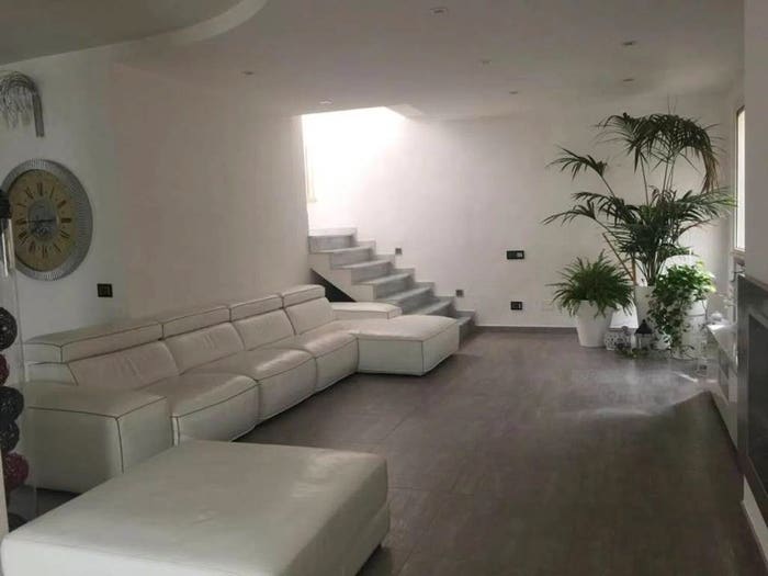 Casa con 6 locali in vendita in Debbia Cervaiolo, Montignoso