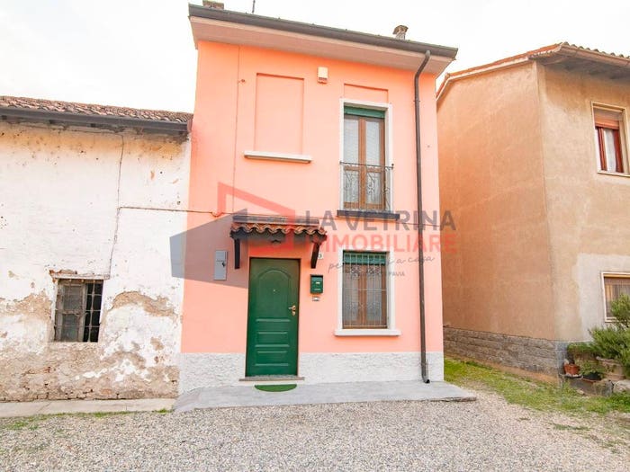 Casa trilocale in vendita in Via della Chiesa, Centro, Vellezzo Bellini