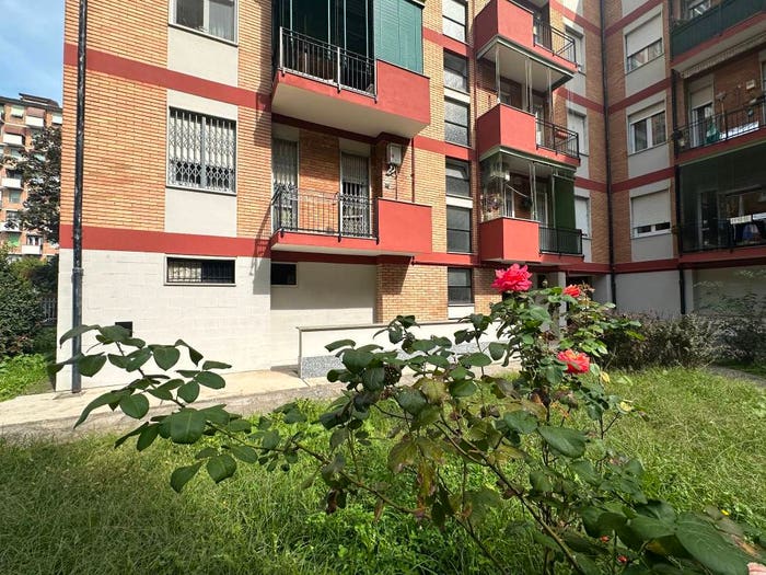 Appartamento trilocale in vendita in Via Uruguay, Gallaratese, Milano
