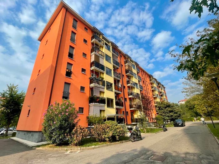 Appartamento trilocale in vendita in Via Ugo Betti, Gallaratese, Milano