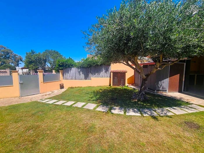 Casa con 6 locali in vendita in via Lago di Como, Capitana, Quartu Sant'Elena