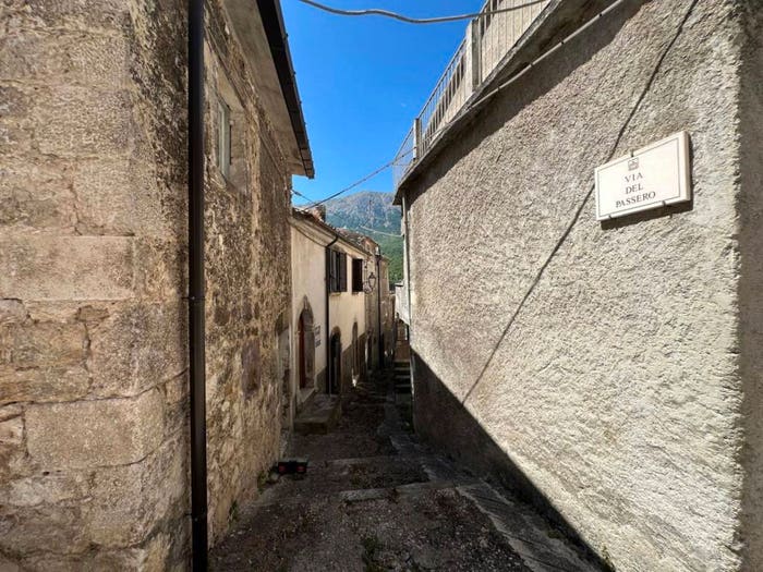 Casa trilocale in vendita in Via del Passero, Centro, Caramanico Terme