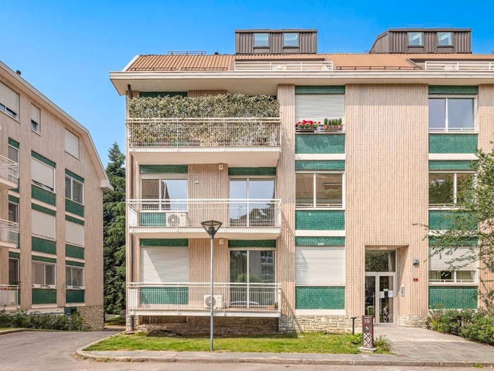 Appartamento quadrilocale in vendita in Via Orio Vergani, Maggiolina, Milano