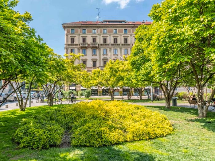Appartamento con 5 locali in vendita in Piazza Niccolò Tommaseo, Vincenzo Monti, Milano