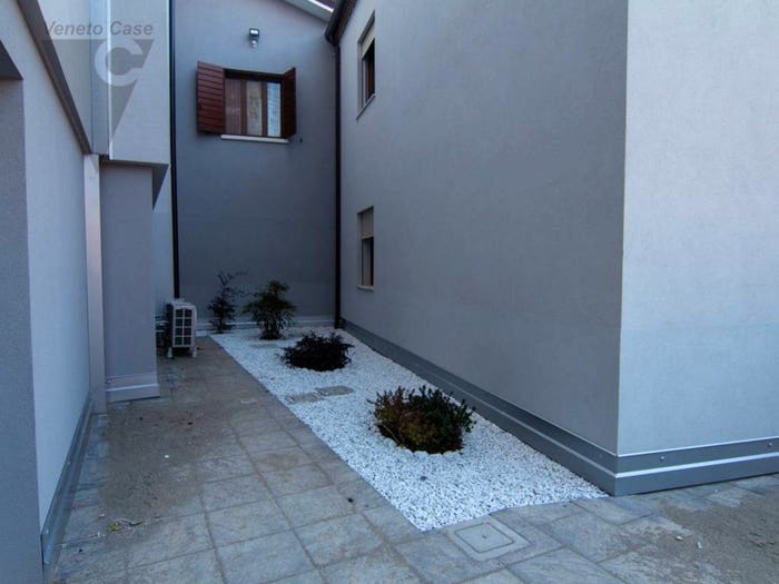 Appartamento trilocale in vendita in Via Roma, Piove di Sacco
