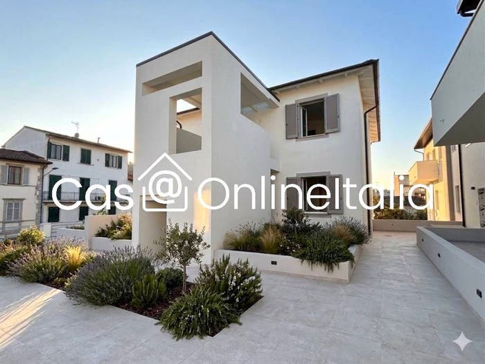 Appartamento quadrilocale in vendita in Via Livornese Lastra a Signa, Centro, Lastra a Signa
