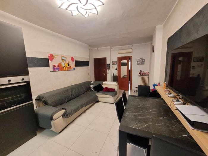 Appartamento trilocale in vendita in Via Montrucchio, Centro, Airasca