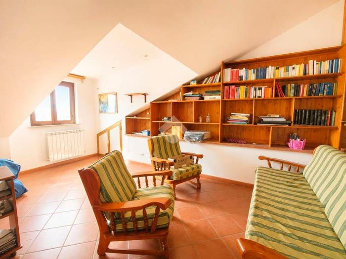 Casa con 6 locali in vendita in Villa a schiera Via delle rose, Prato della Corte, Marino