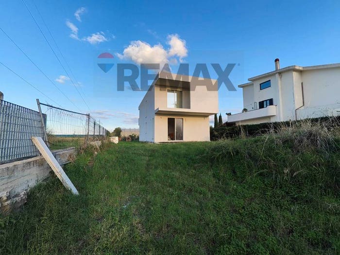 Casa con 6 locali in vendita in San Pietro Santa Maria delle Grazie, Milazzo