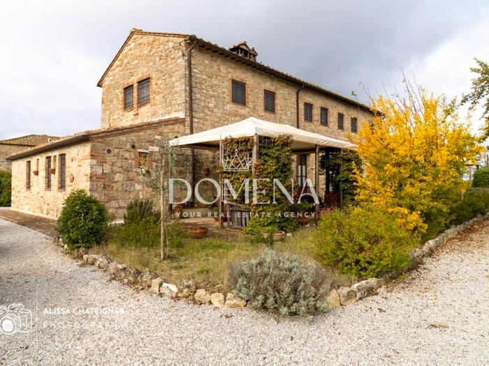 Casa con 6 locali in vendita in Beccanella, Asciano
