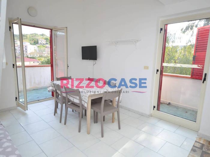 Appartamento quadrilocale in vendita in Via Padova, Marina Di Mandatoriccio, Mandatoriccio