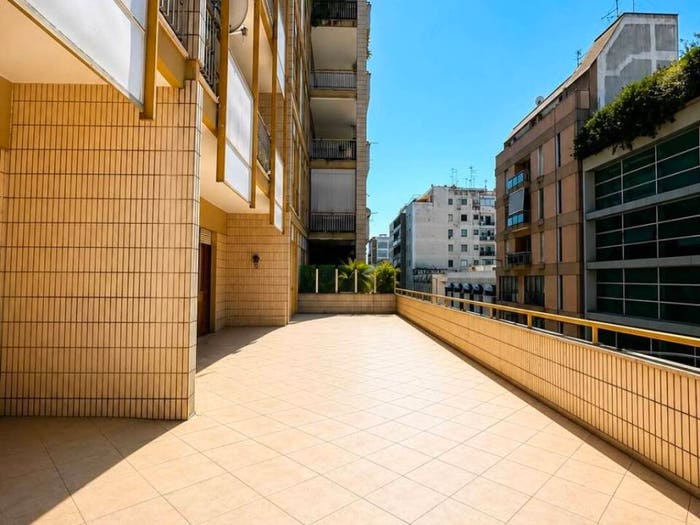 Appartamento con 6 locali in vendita in Via Nazario Sauro, Mazzini, Lecce