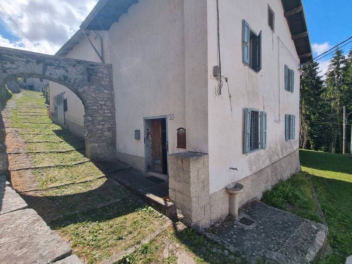 Casa quadrilocale in vendita in Via San Cristoforo, Monchio delle Corti