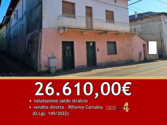 Casa con 5 locali in vendita in Via Umberto Primo, Foglizzo