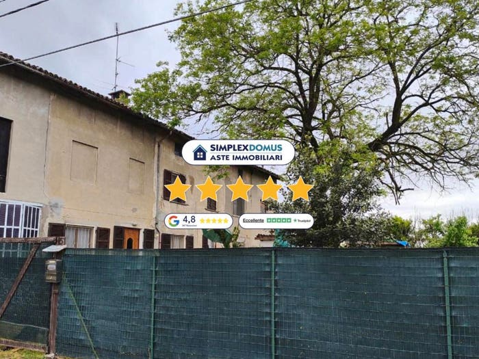Casa con 6 locali in vendita in Via Orti Grandi, Sale