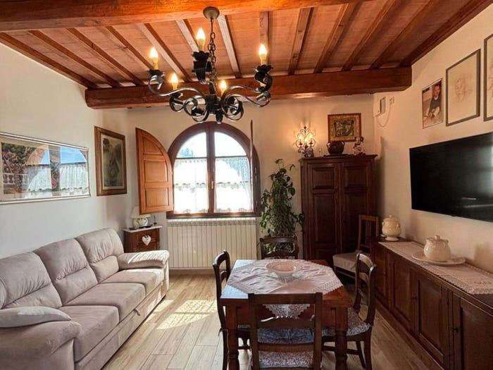 Appartamento trilocale in vendita in Via Viottole, Massarosa Paese, Massarosa